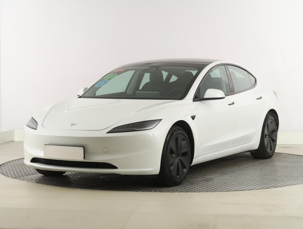 2025 Tesla MODEL 3 - 3