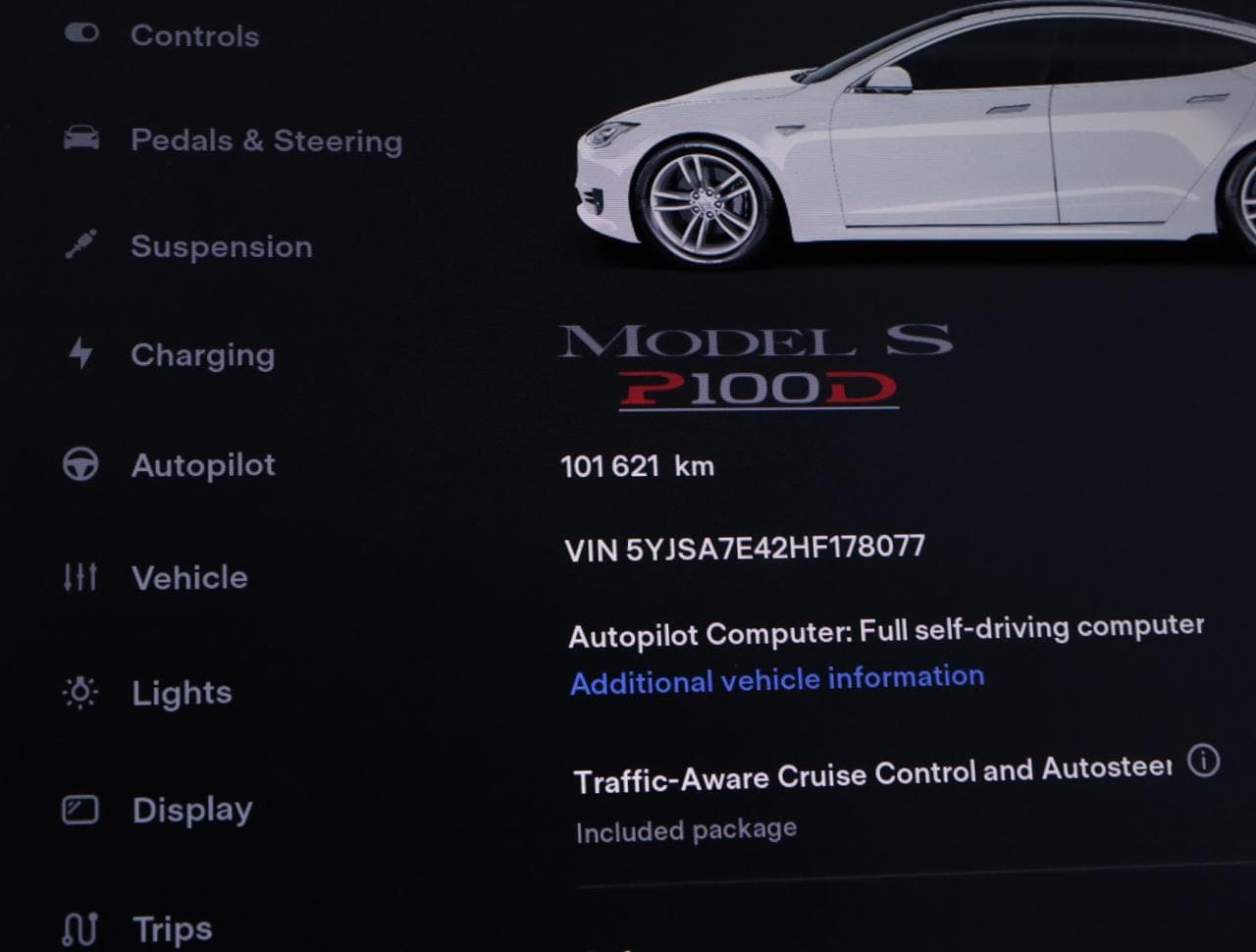 2017 Tesla MODEL S - 15