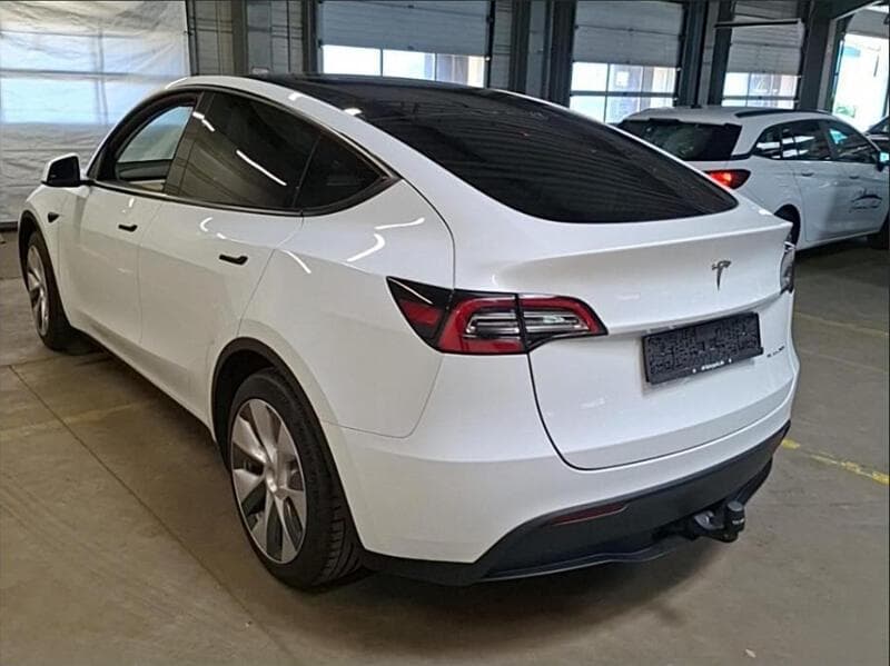 2023 Tesla MODEL Y - 2