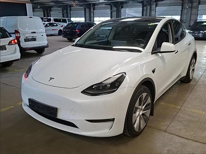2023 Tesla MODEL Y - 3