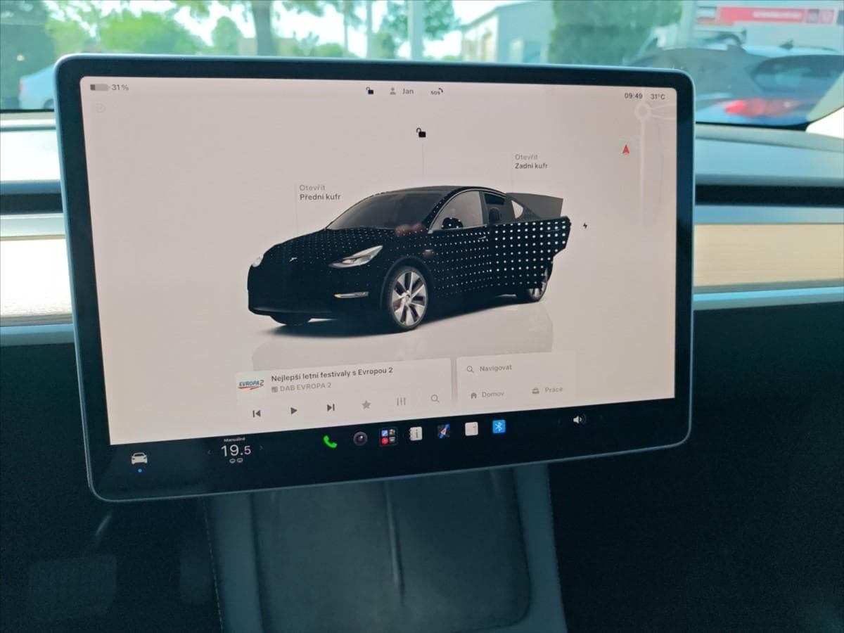2023 Tesla MODEL Y - 9