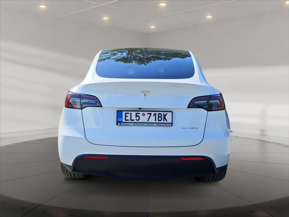 2023 Tesla MODEL Y - 4