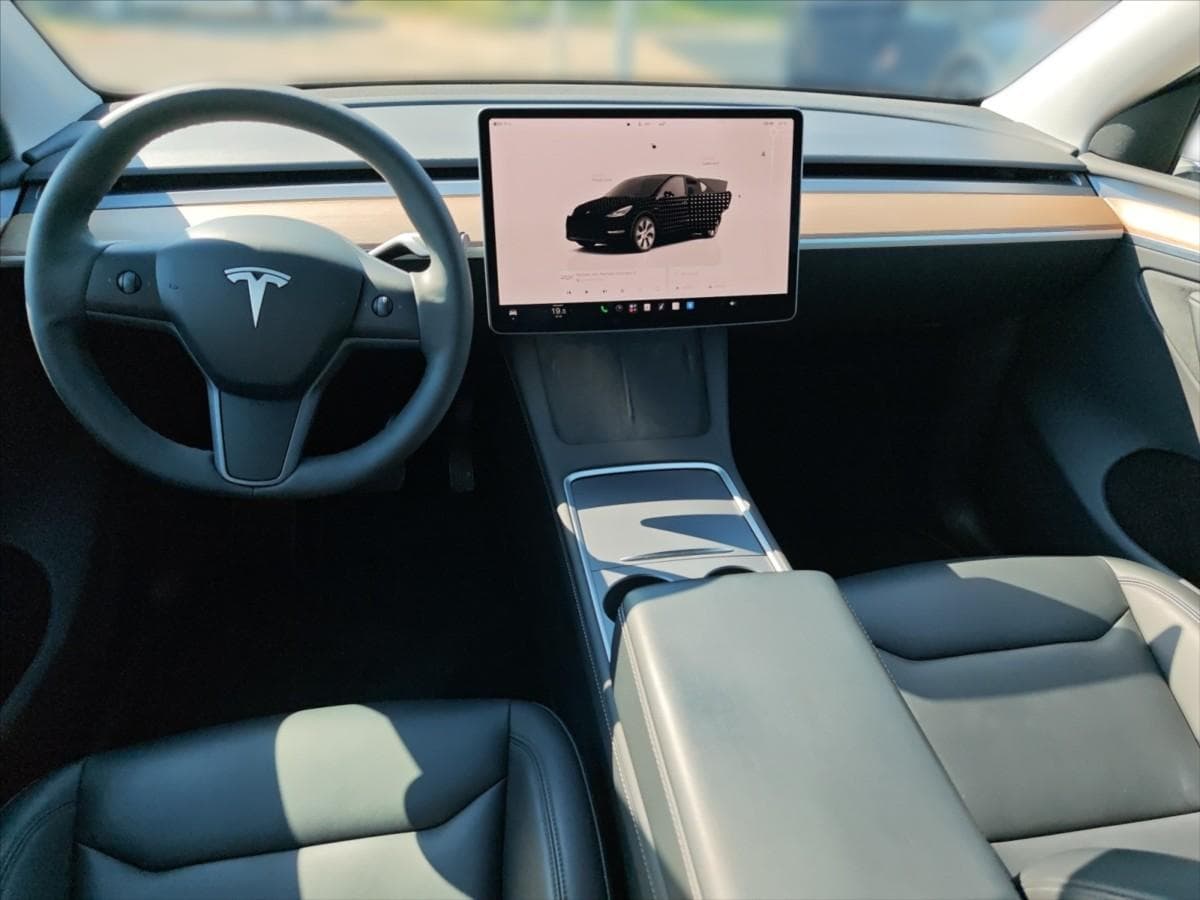 2023 Tesla MODEL Y - 8
