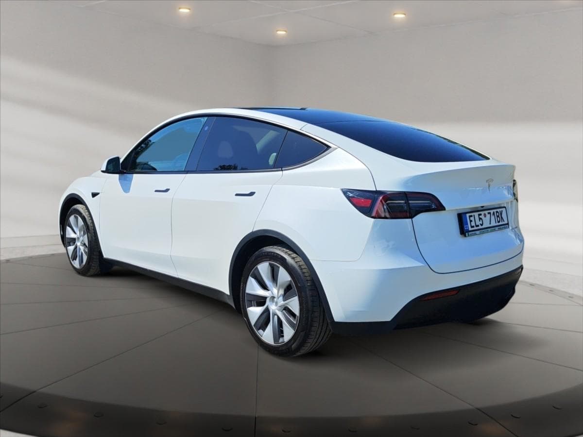 2023 Tesla MODEL Y - 5