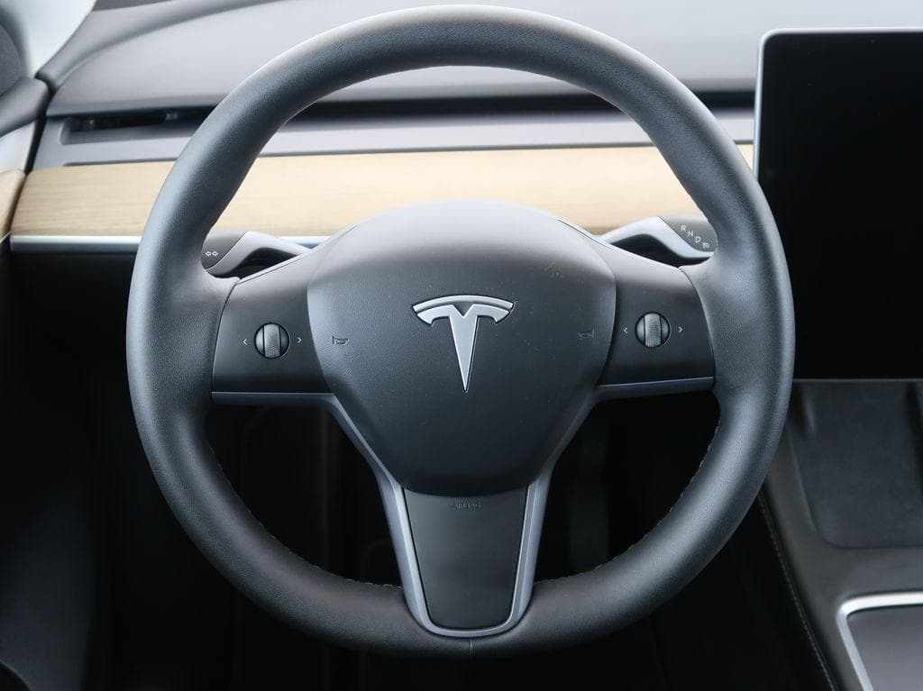 2022 Tesla MODEL Y - 18