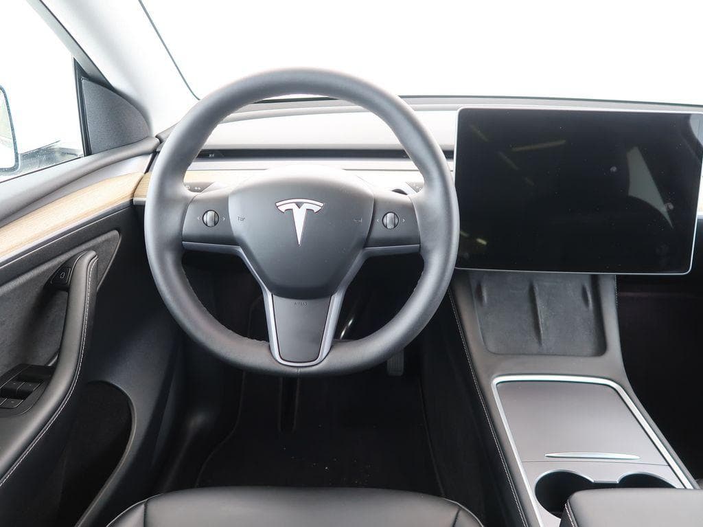 2022 Tesla MODEL Y - 19