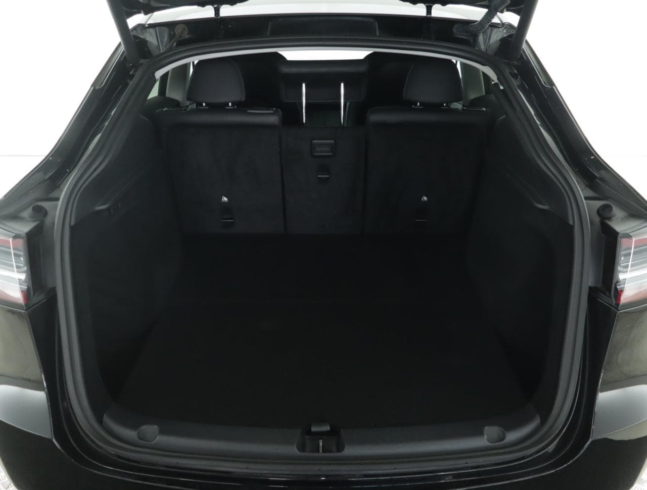 2023 Tesla MODEL Y - 18