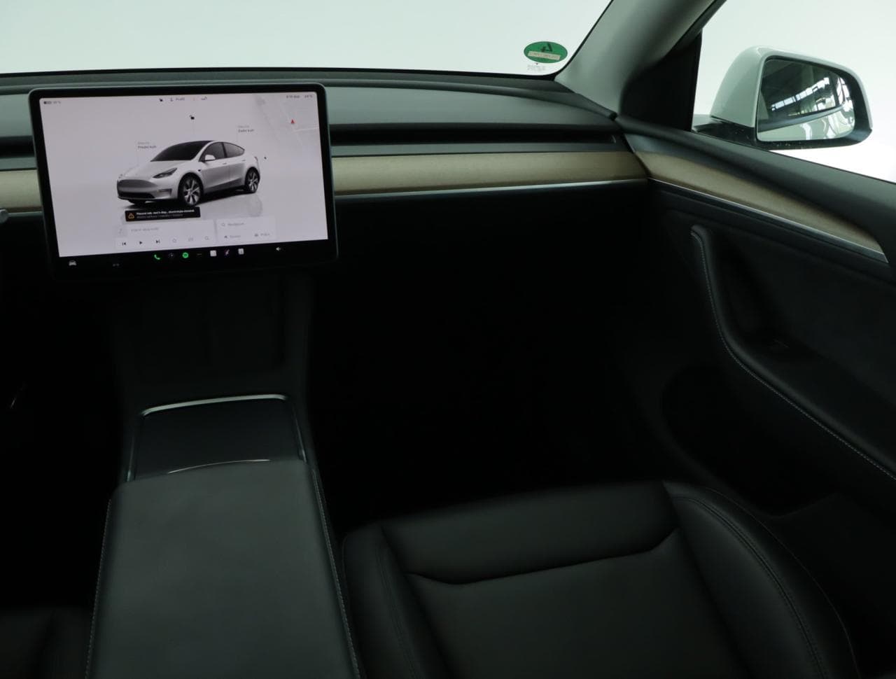 2023 Tesla MODEL Y - 11