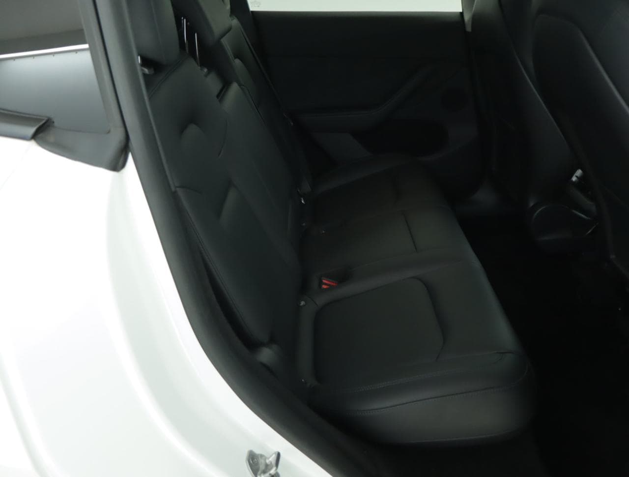 2023 Tesla MODEL Y - 13