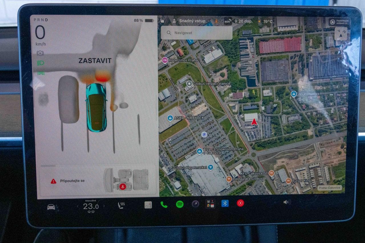 2023 Tesla MODEL Y - 17
