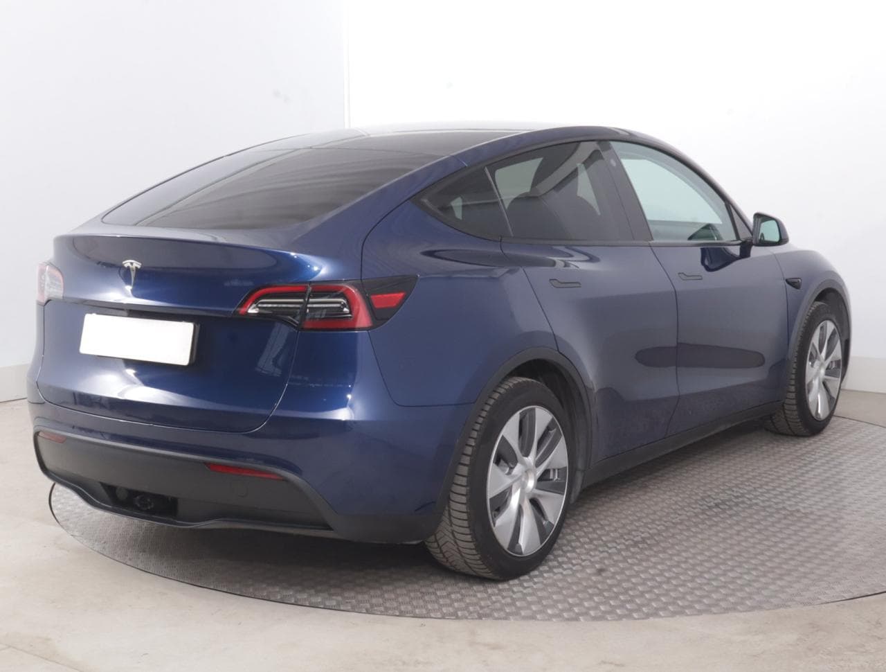 2023 Tesla MODEL Y - 7
