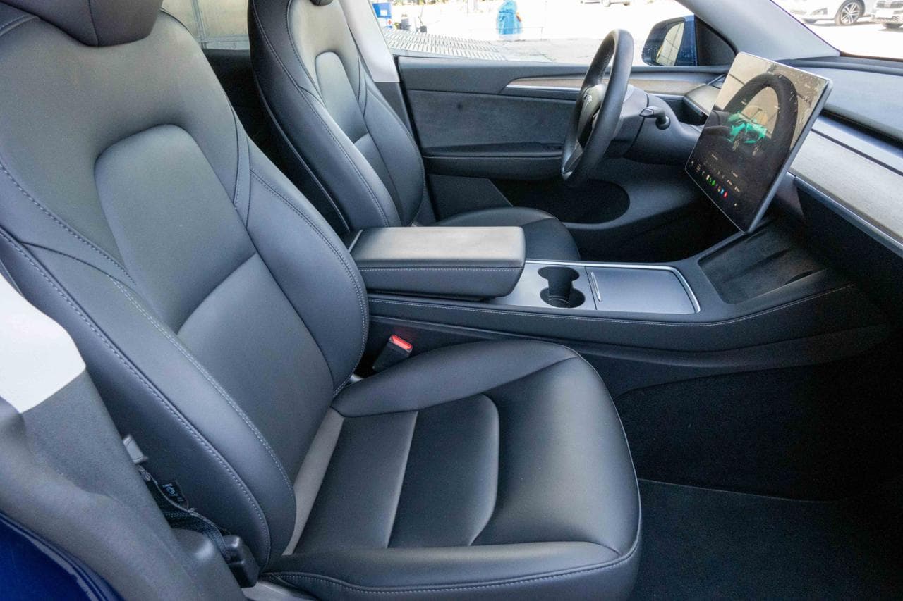 2023 Tesla MODEL Y - 12