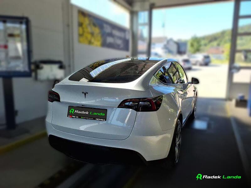 2023 Tesla MODEL Y - 4