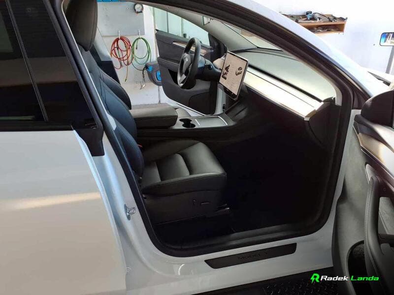 2023 Tesla MODEL Y - 6