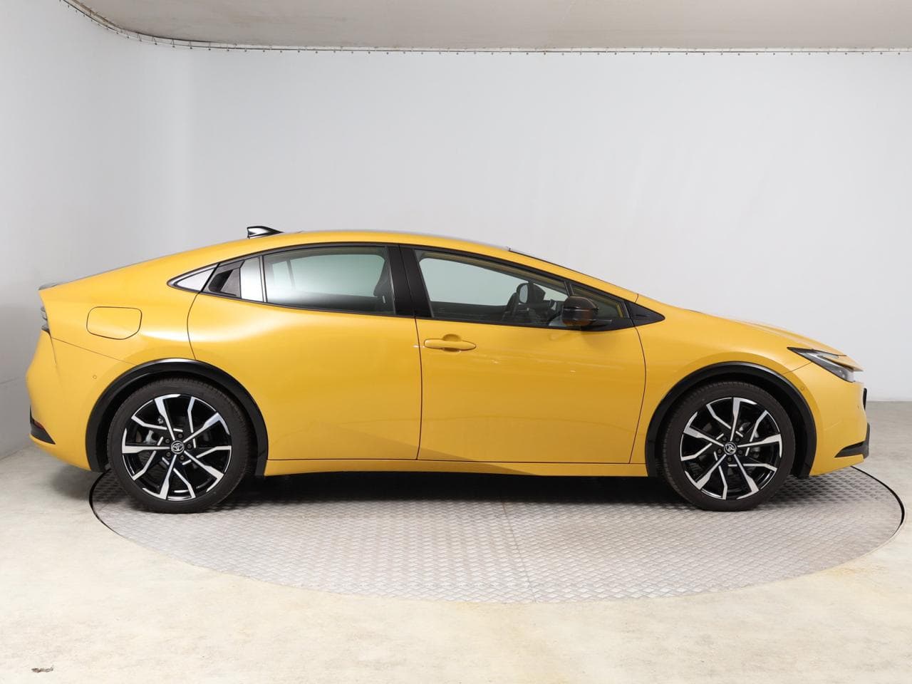 2024 Toyota Prius - 15