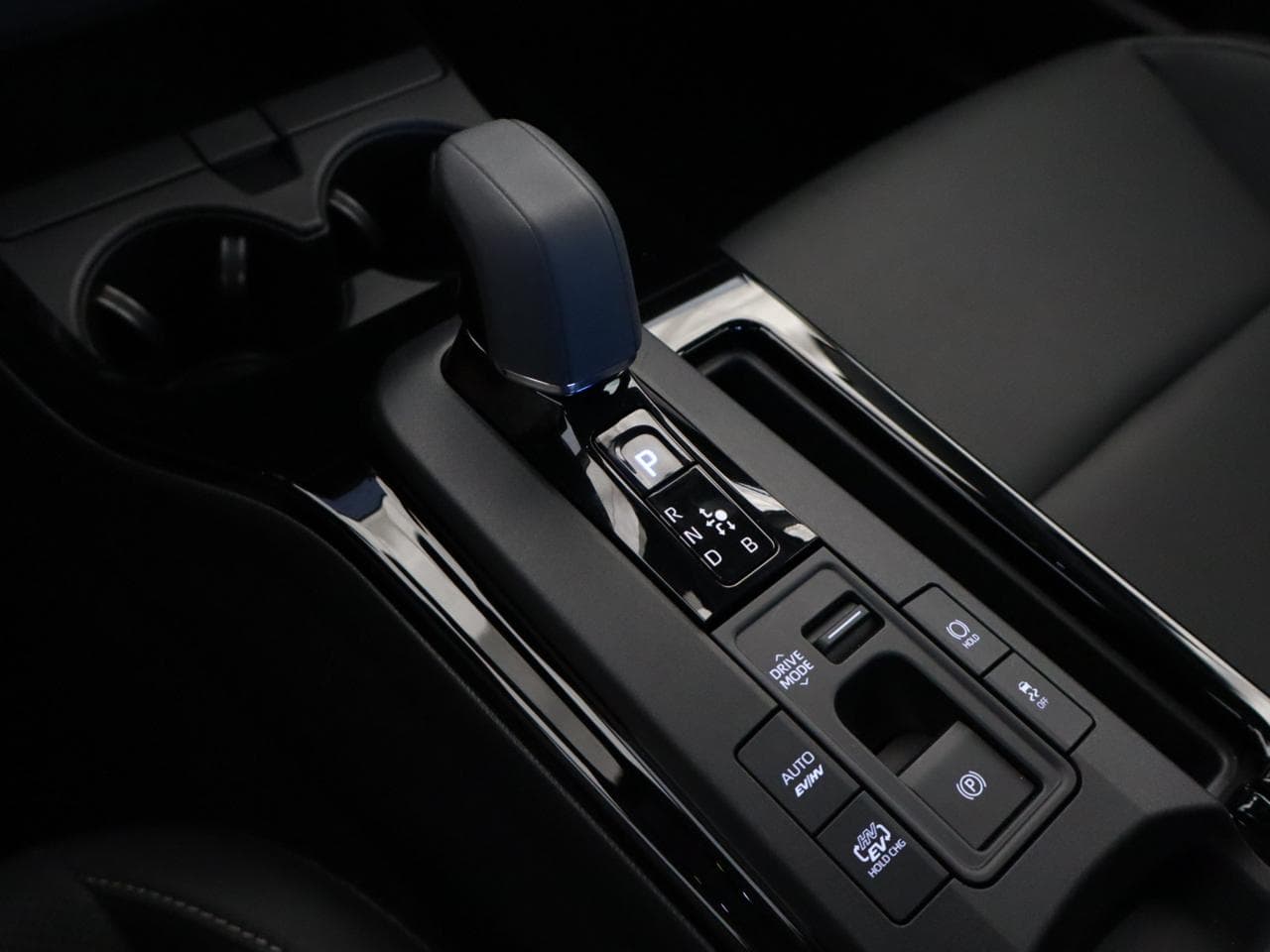 2024 Toyota Prius - 33