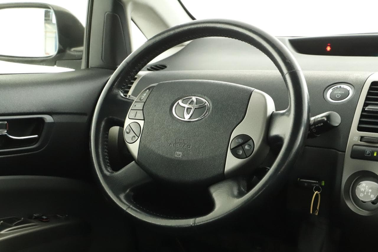 2008 Toyota Prius - 27
