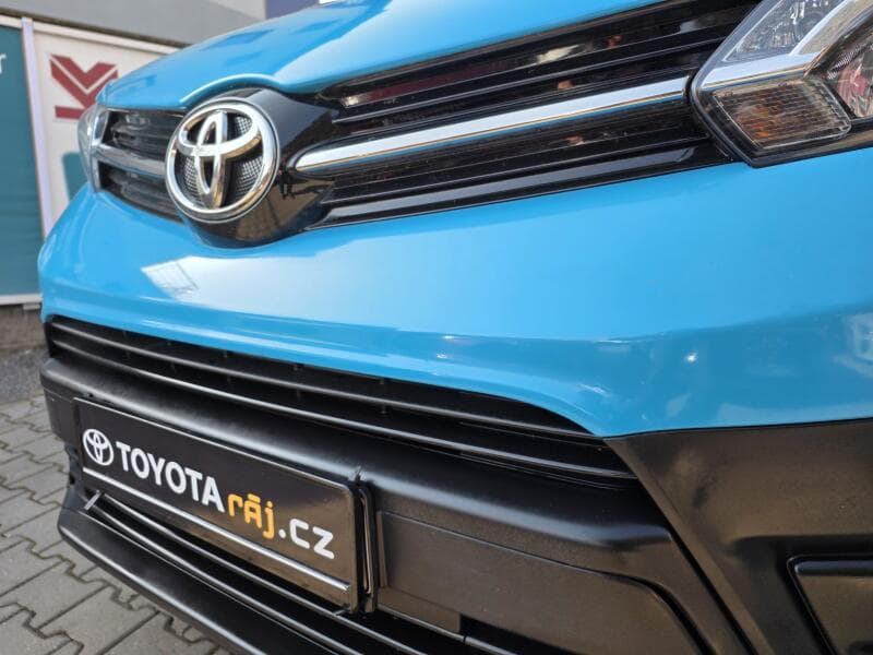 2024 Toyota Proace - 17