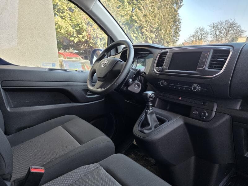 2024 Toyota Proace - 5