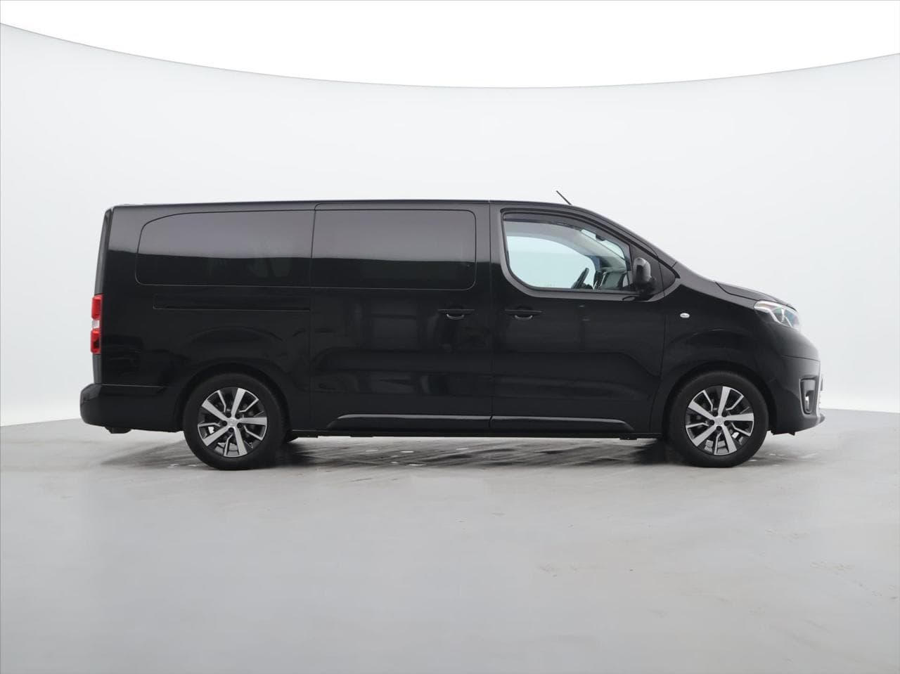 2024 Toyota PROACE - 8