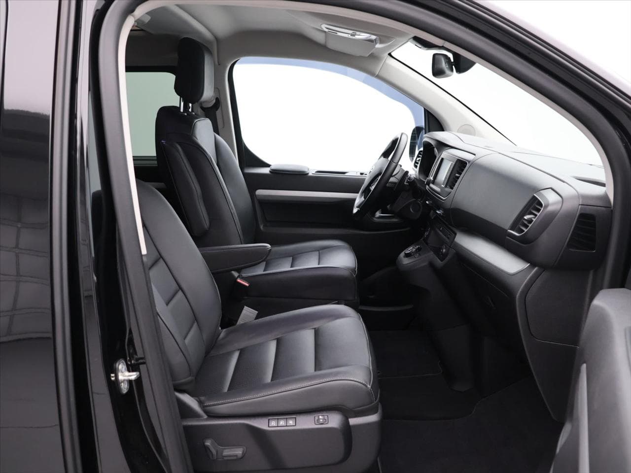 2024 Toyota PROACE - 12