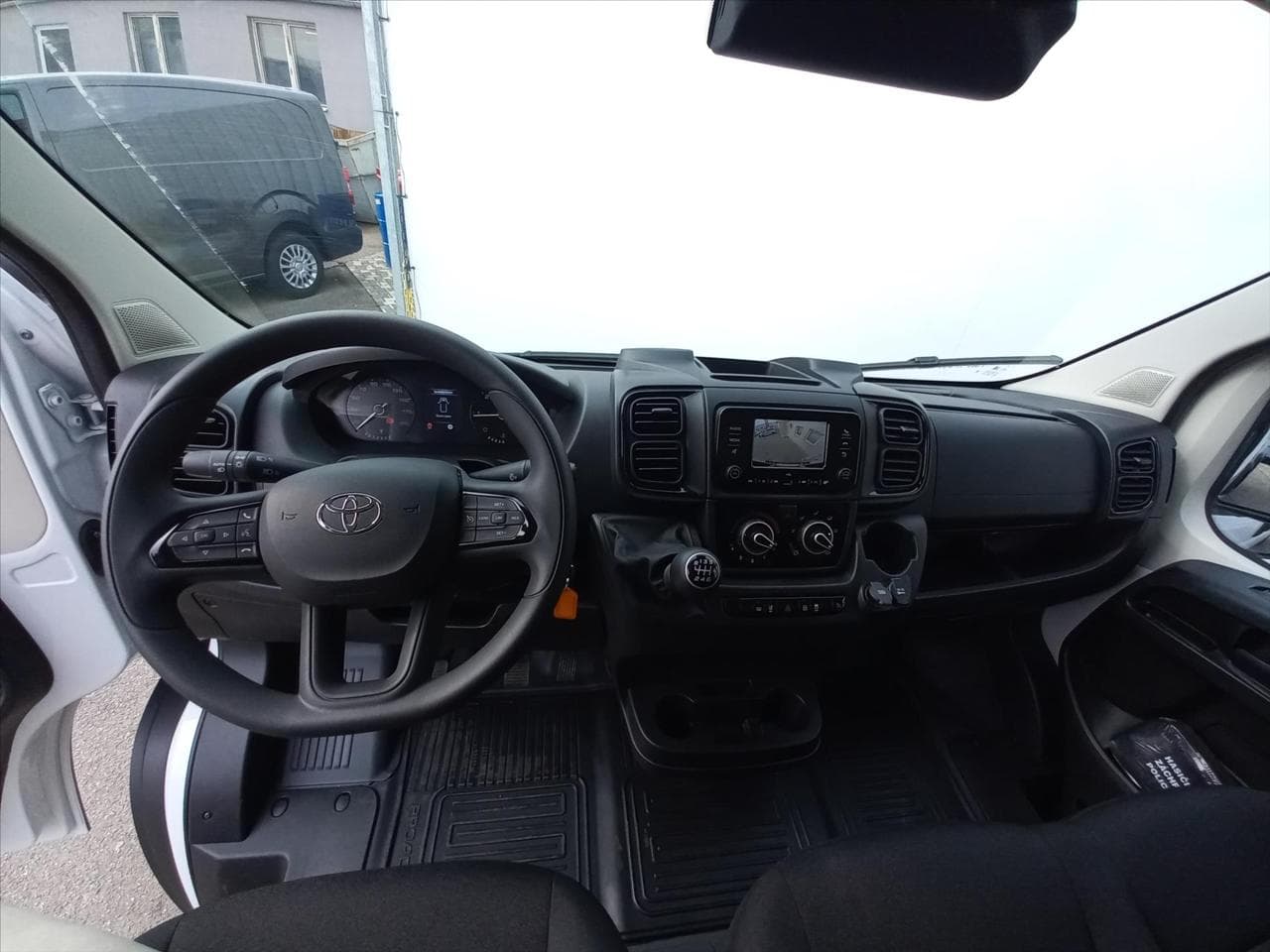 2026 Toyota Proace - 19