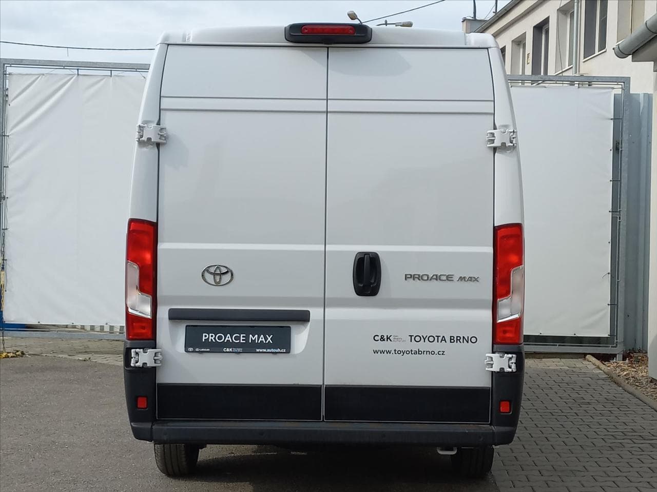 2026 Toyota Proace - 9