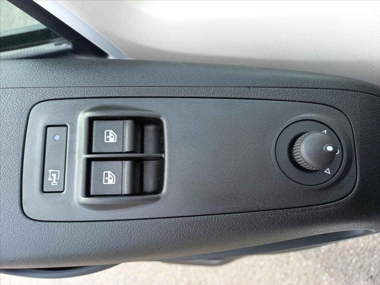 2025 Toyota Proace - 35