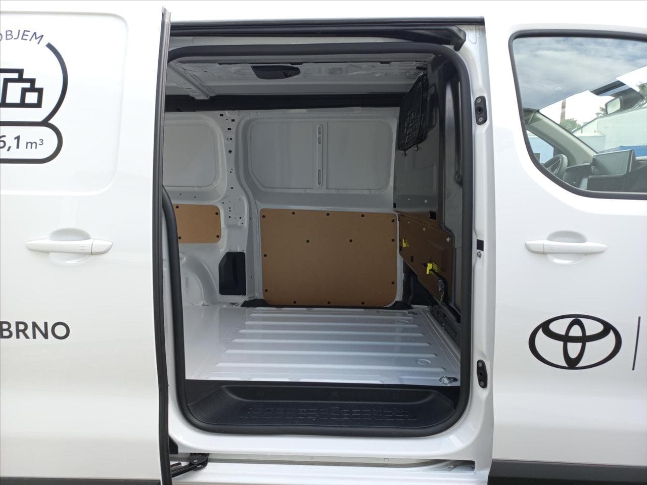 2024 Toyota PROACE - 9