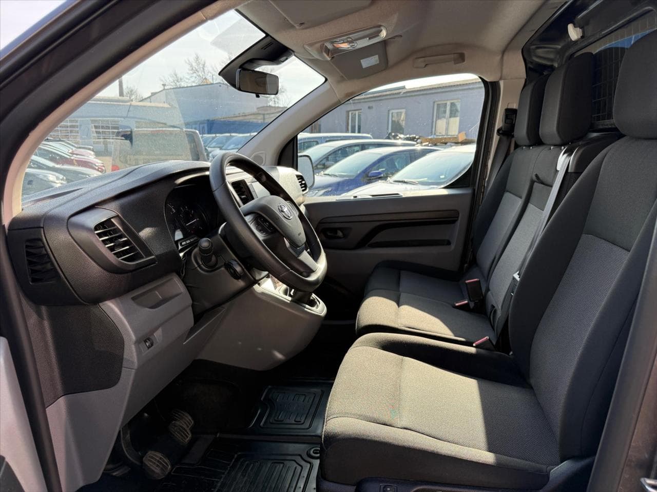 2023 Toyota Proace - 7