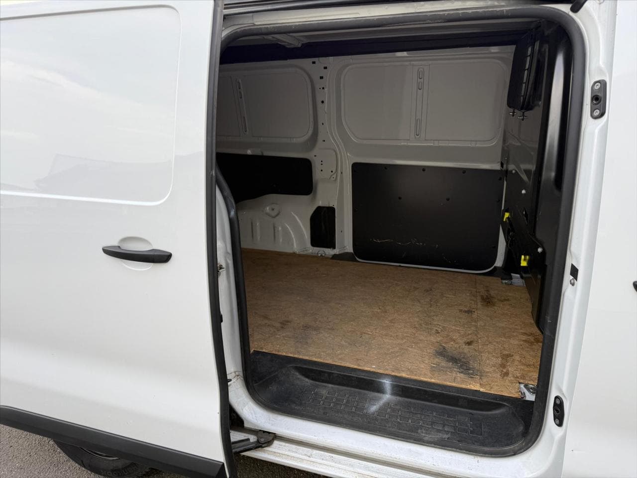 2023 Toyota PROACE - 17