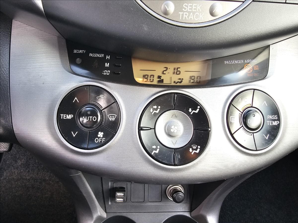 2007 Toyota Rav4 - 39