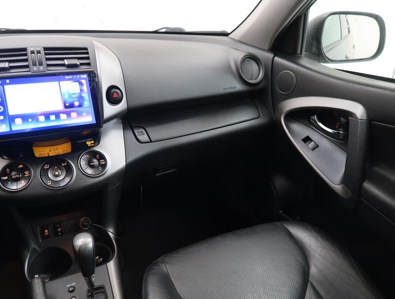 2009 Toyota RAV4 - 11