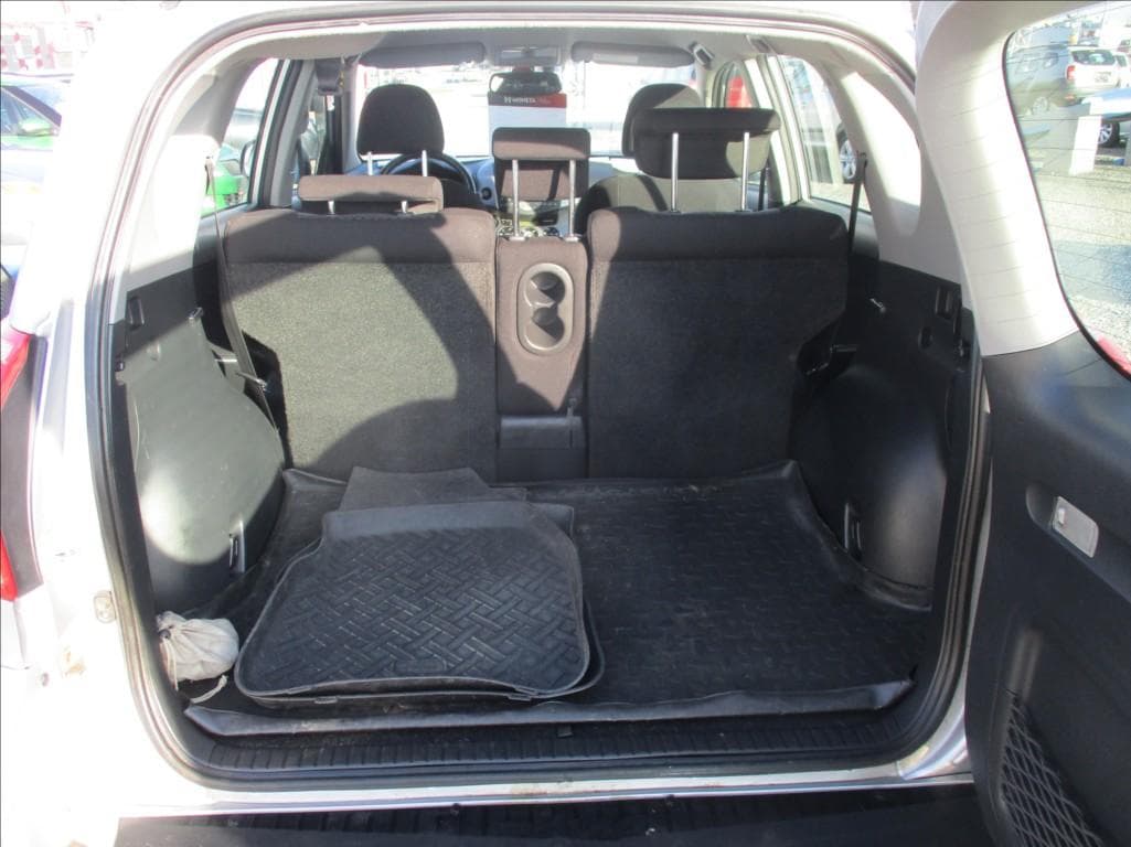 2007 Toyota RAV4 - 9