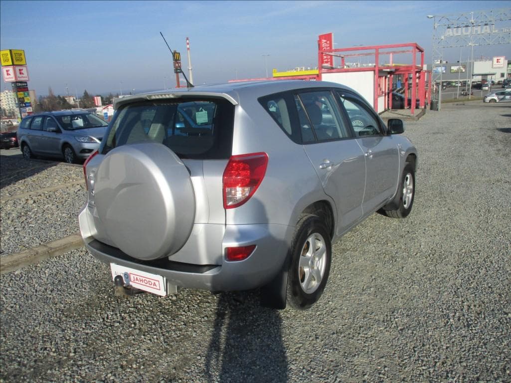2007 Toyota RAV4 - 6
