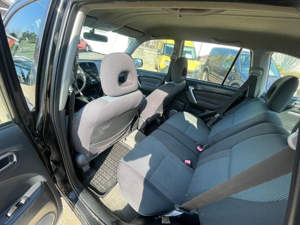 2005 Toyota Rav4 - 15