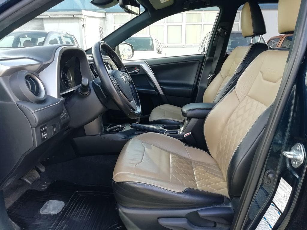 2018 Toyota Rav4 - 5