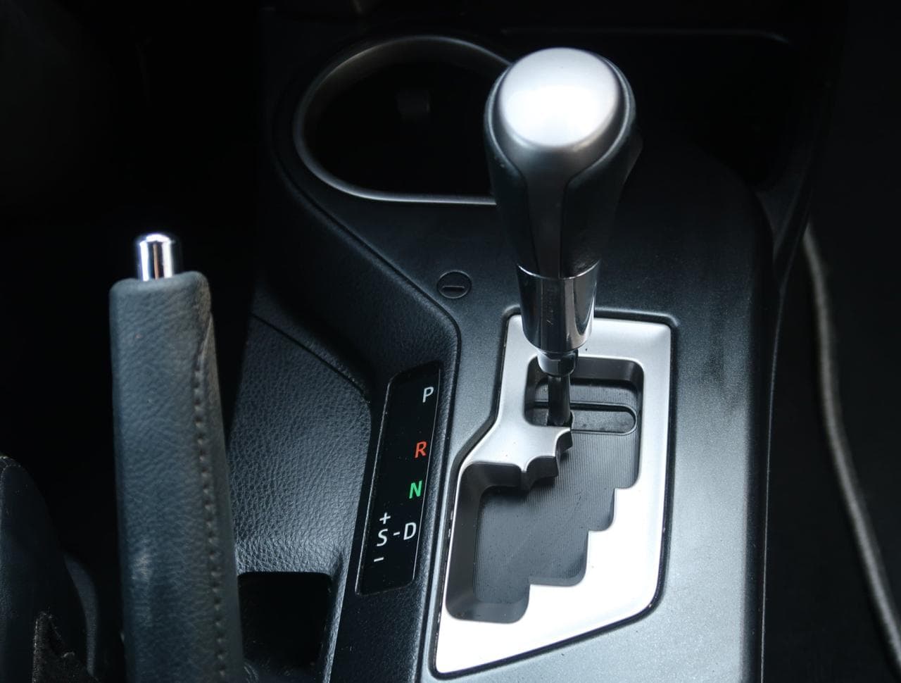 2017 Toyota Rav4 - 37