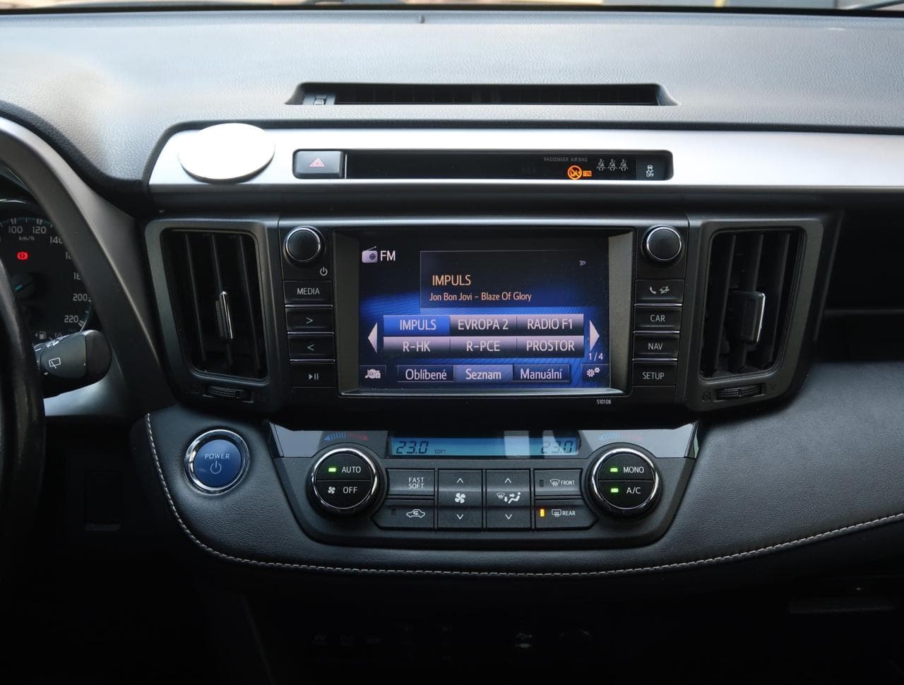 2017 Toyota Rav4 - 35