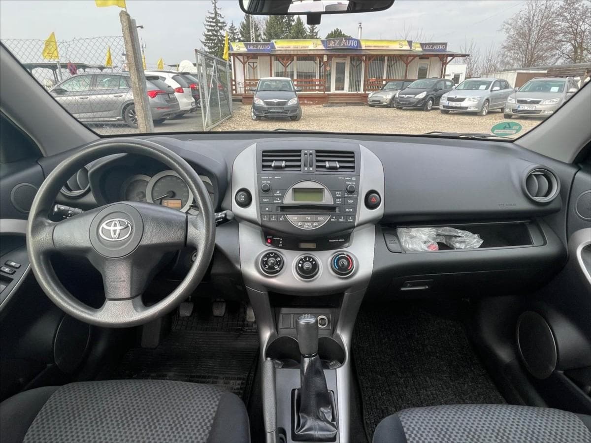 2006 Toyota RAV4 - 7