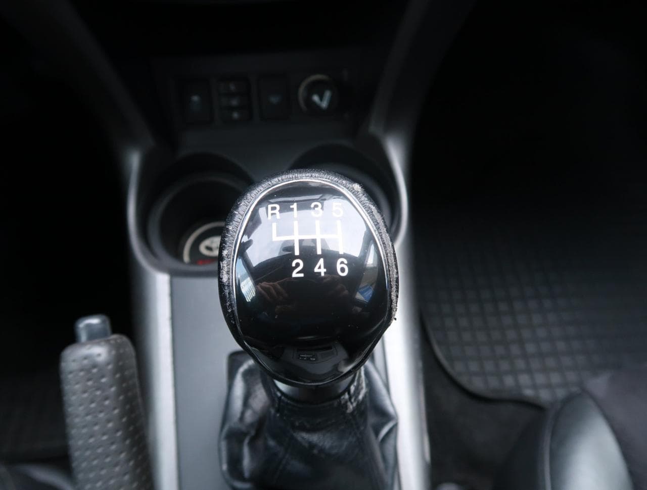2011 Toyota RAV4 - 19