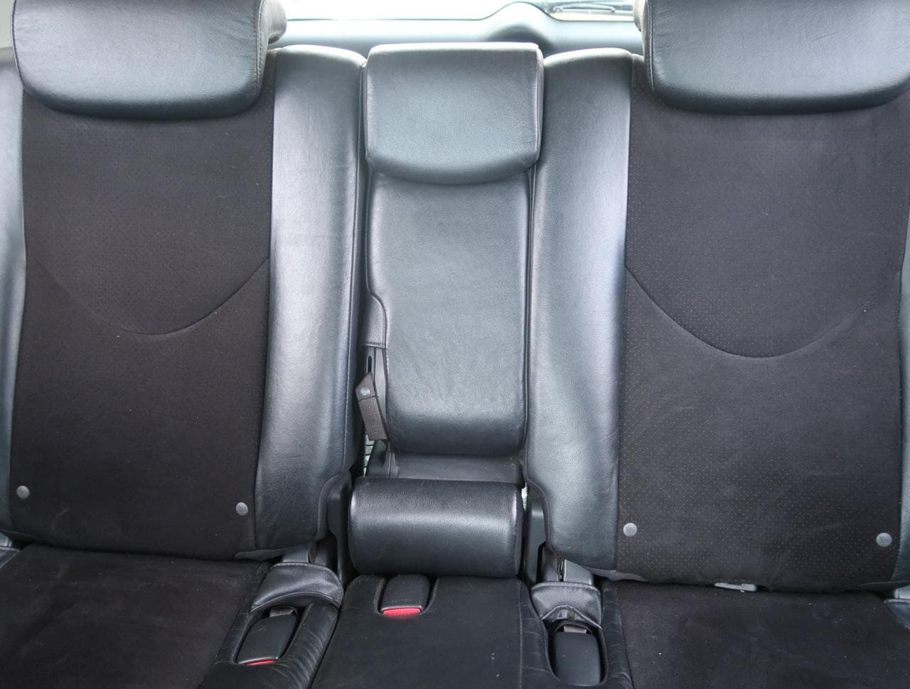 2011 Toyota RAV4 - 14