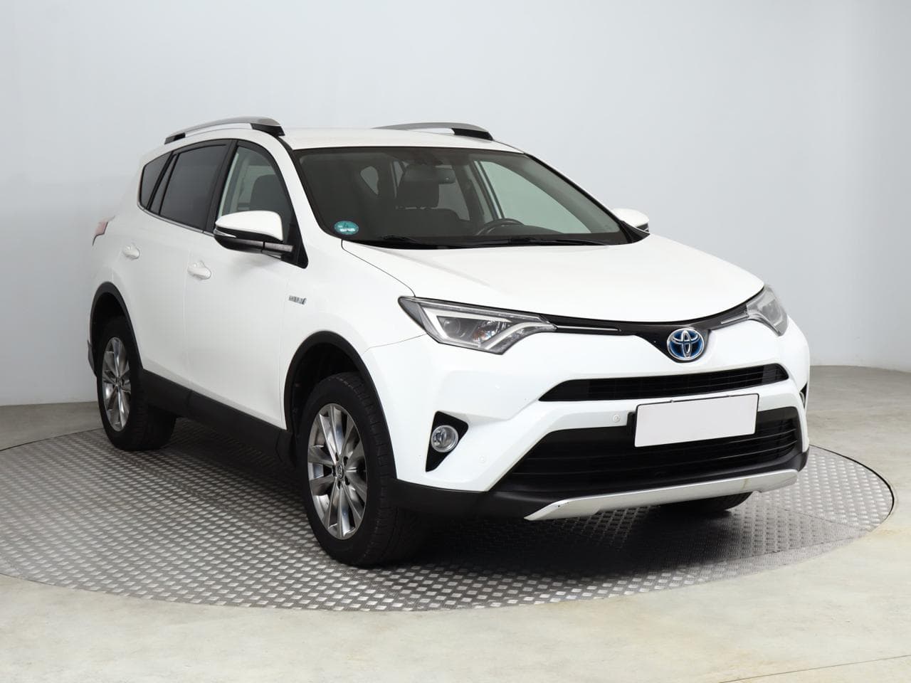 Toyota RAV4 2.5 Hybrid 145kW SUV
