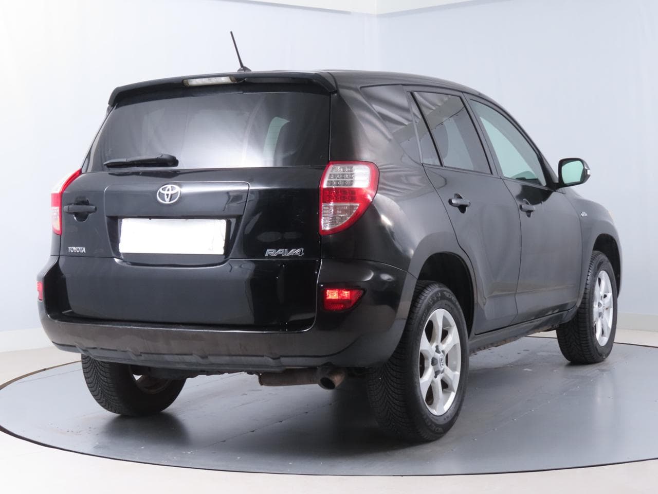 2011 Toyota RAV4 - 6