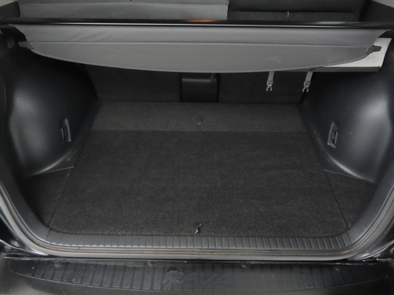 2011 Toyota RAV4 - 17