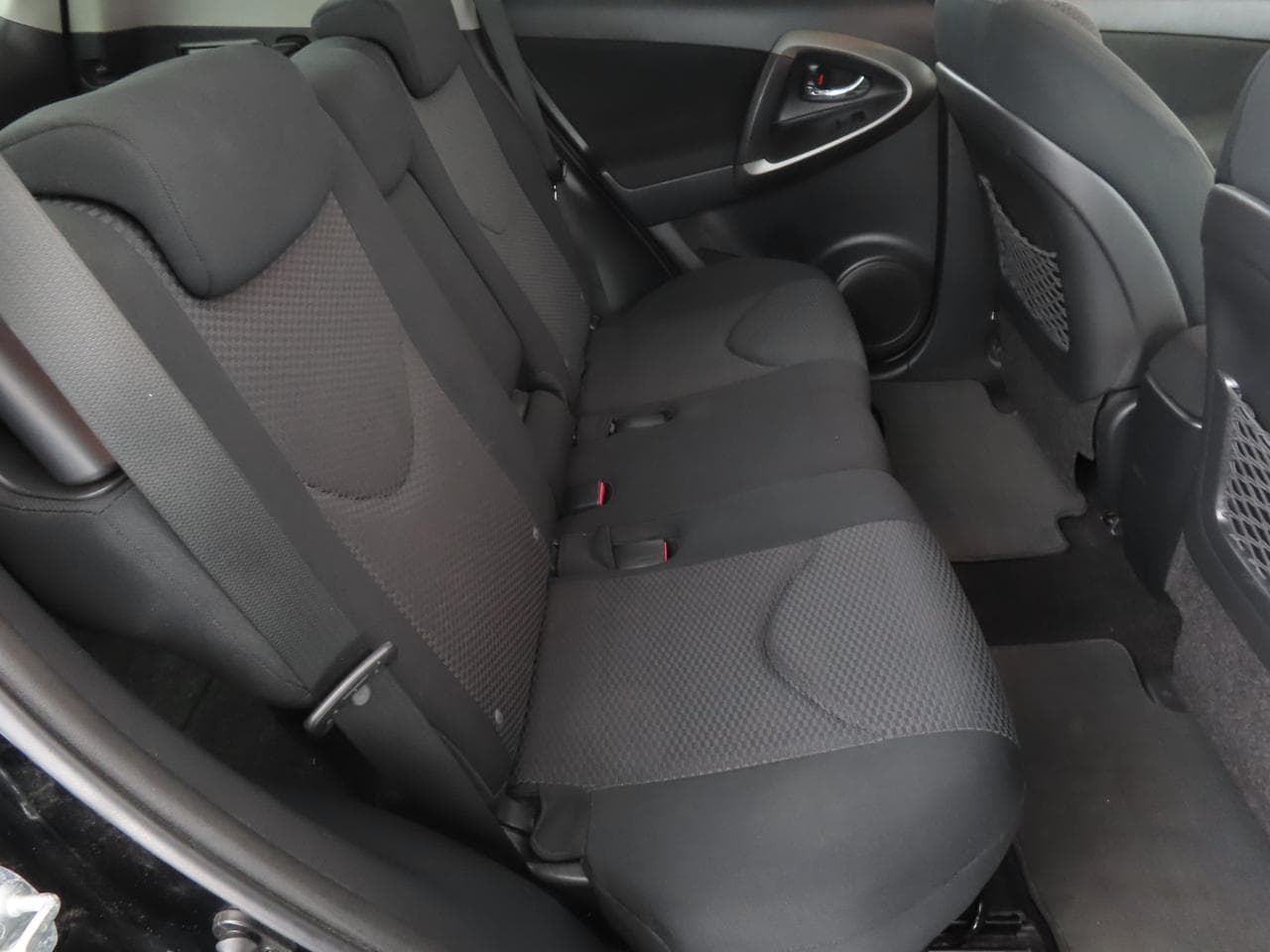 2011 Toyota RAV4 - 11