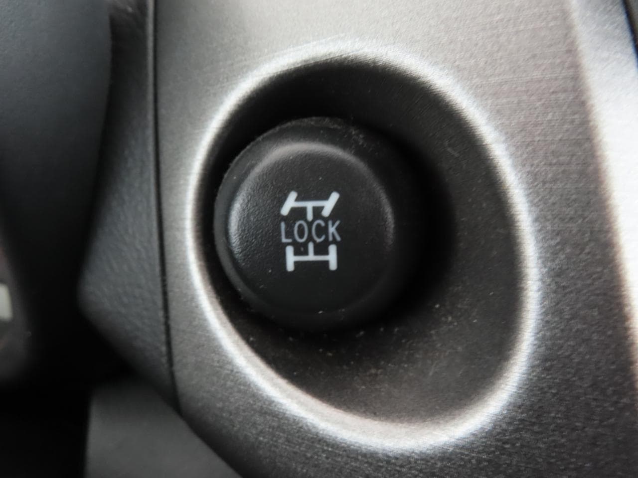 2011 Toyota RAV4 - 18