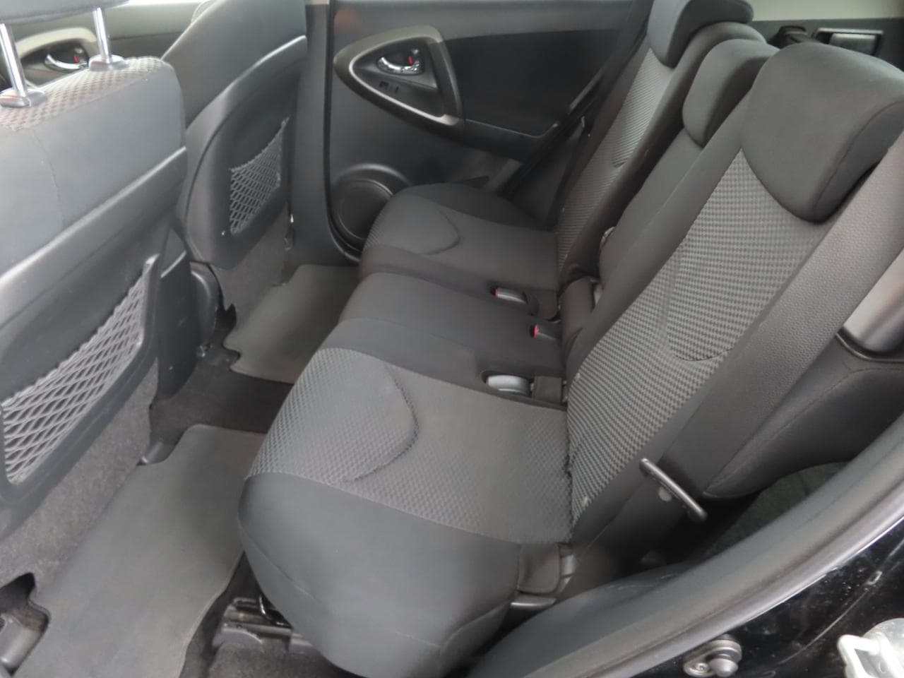 2011 Toyota RAV4 - 13