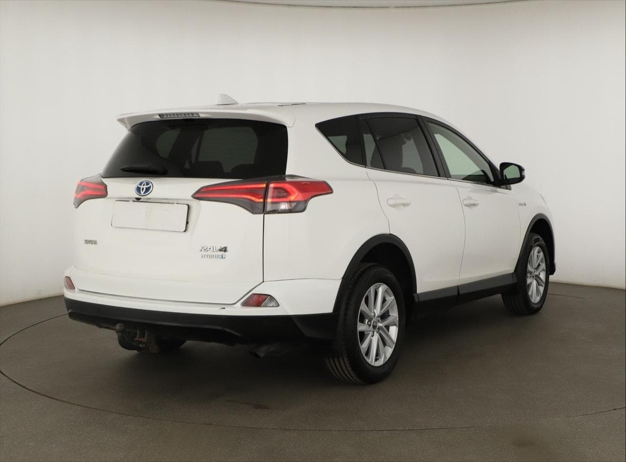 2018 Toyota RAV4 - 7
