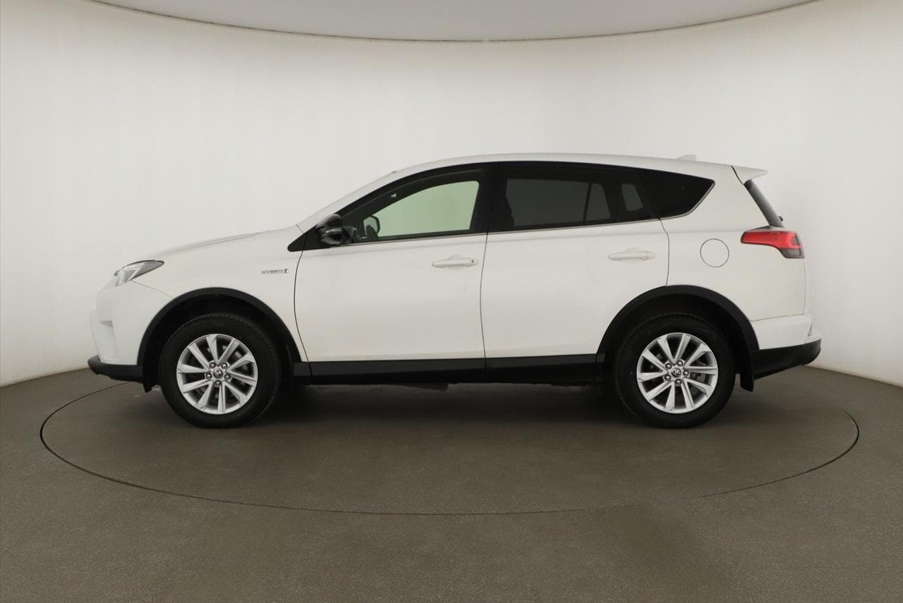 2018 Toyota RAV4 - 4